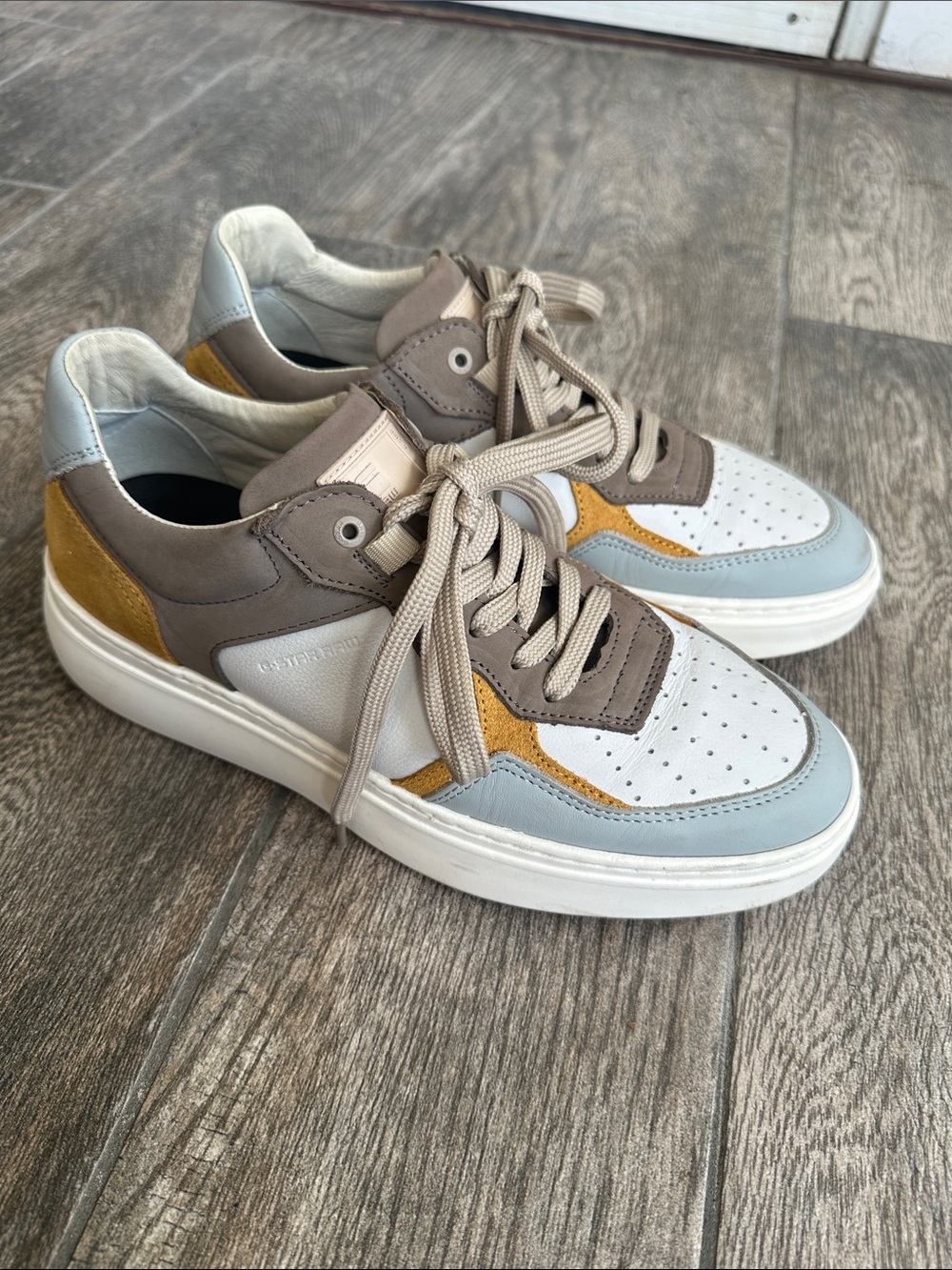 G-Star RAW Lash Tumbled Leather Blocked Sneakers - Size 10 (EU 41)